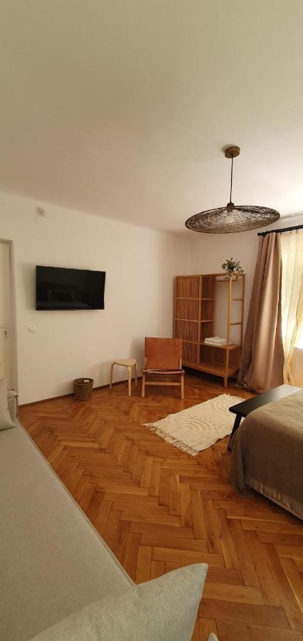 The Pines Serviced Apartments Brașov Exterior foto