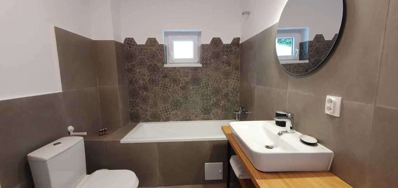 The Pines Serviced Apartments Brașov Exterior foto