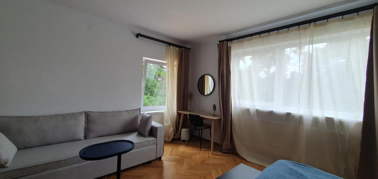 The Pines Serviced Apartments Brașov Exterior foto