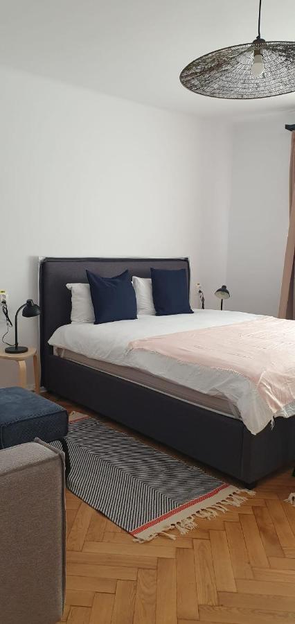 The Pines Serviced Apartments Brașov Exterior foto